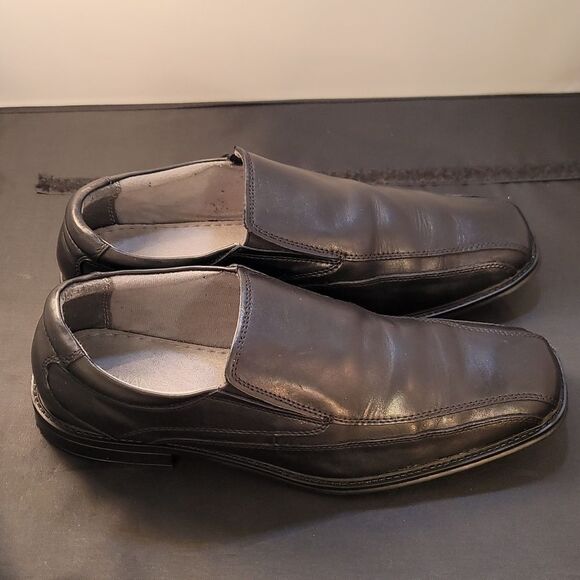 JARMAN SLIP-ON MEN'S CLOSED TOE LOAFER - Picture 5 of 15